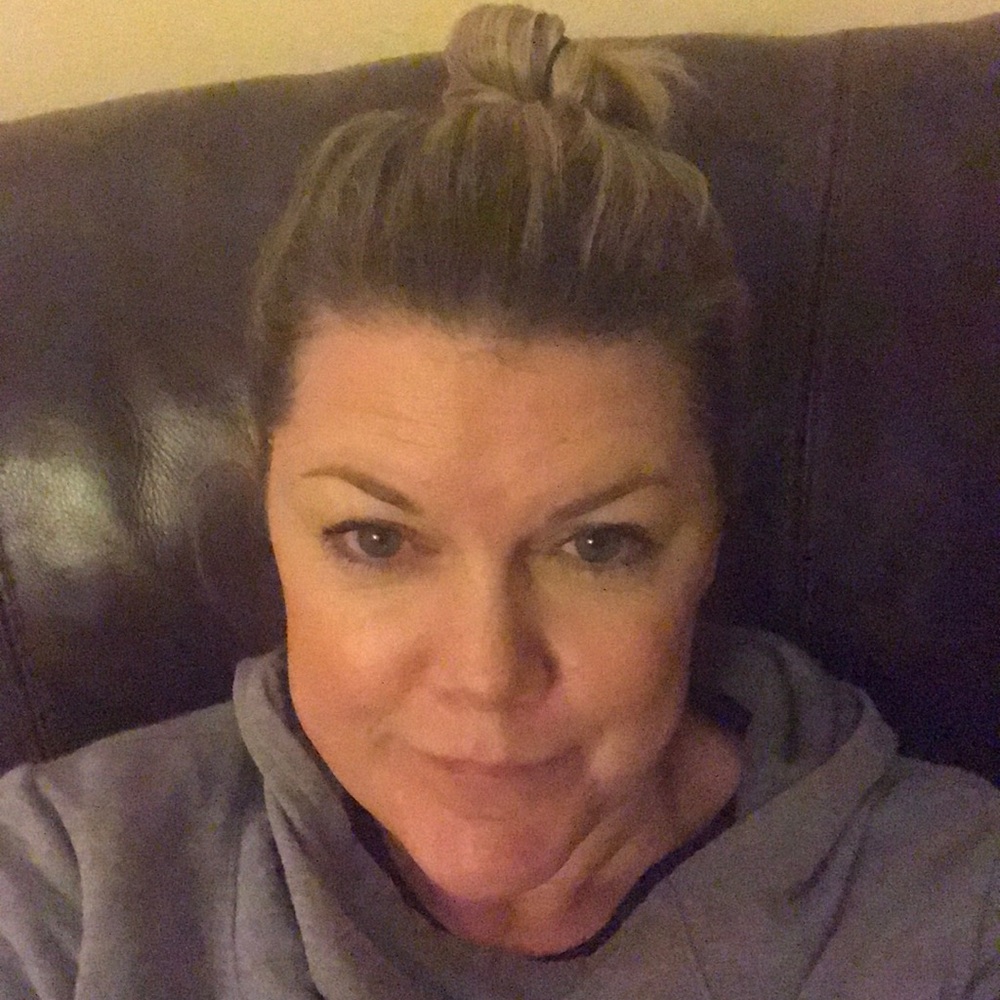 Meet your Posher, Alisa